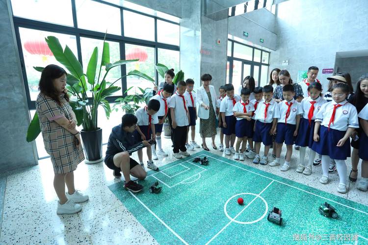 童心探科学，畅享科技梦——迎东小学第二届校园科技节圆满举办
